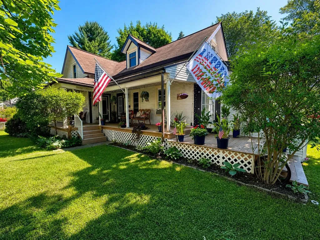 325 Spruce Street Traverse City City MI 49684