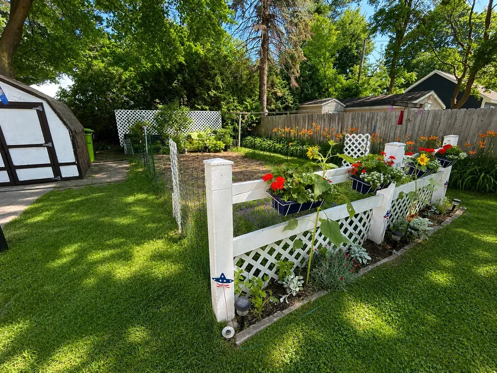 325 Spruce Street Traverse City City MI 49684