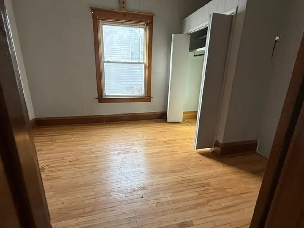 319 E Nelson Street Cadillac City MI 49601