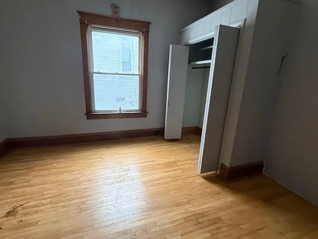 319 E Nelson Street Cadillac City MI 49601