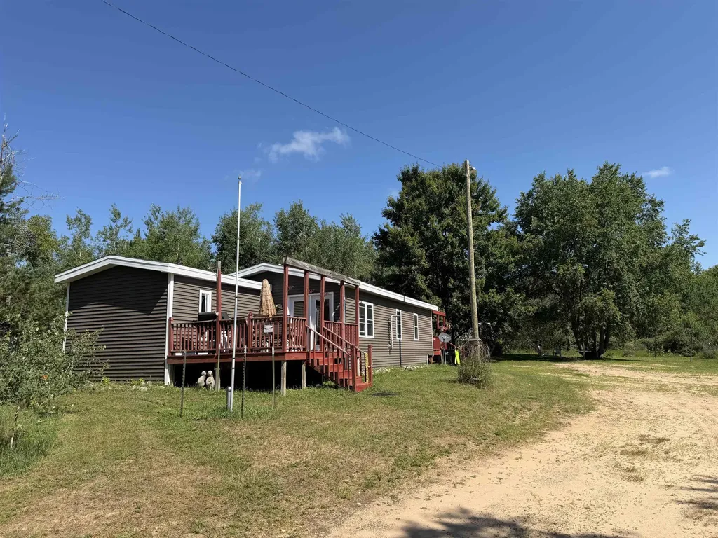 8819 Harlan Road Cleon Township MI 49625