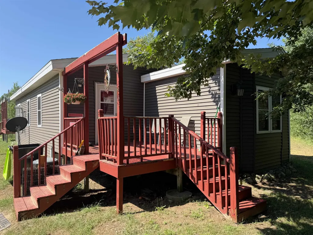 8819 Harlan Road Cleon Township MI 49625