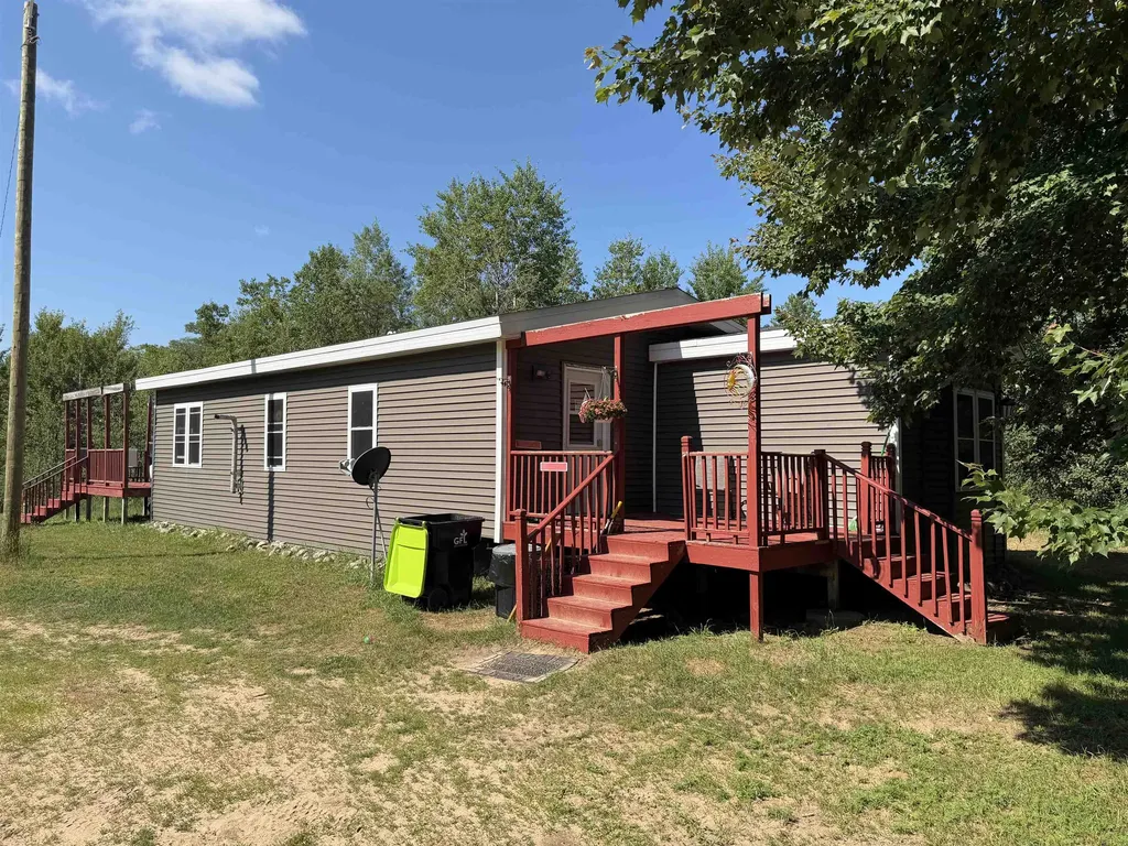 8819 Harlan Road Cleon Township MI 49625