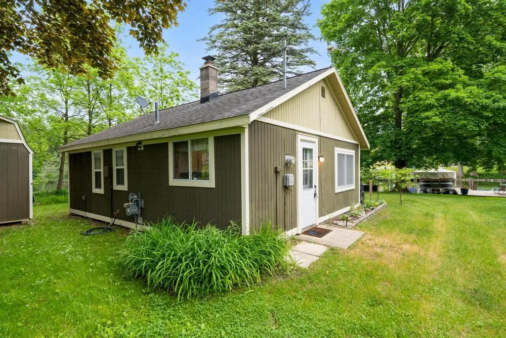 7752 Maple Street Central Lake Township MI 49622