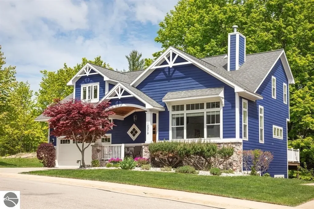 10579 Camrose Circle Traverse City City MI 49684