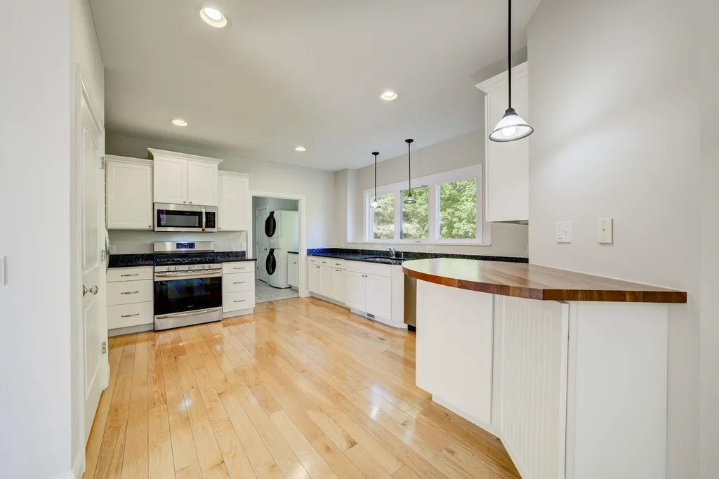 10579 Camrose Circle Traverse City City MI 49684