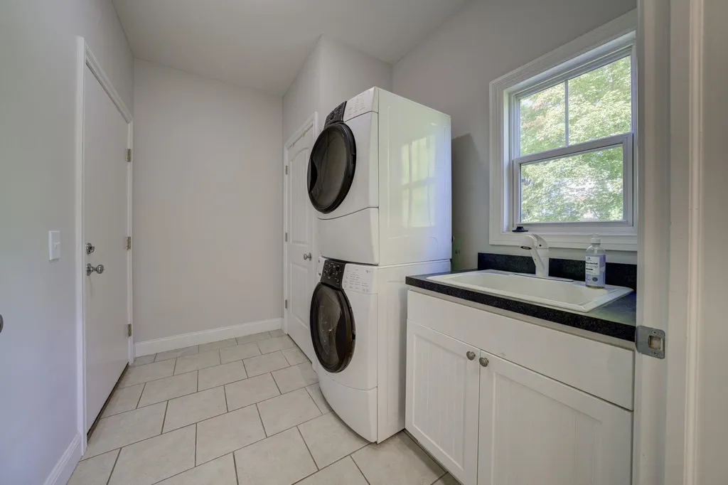 10579 Camrose Circle Traverse City City MI 49684