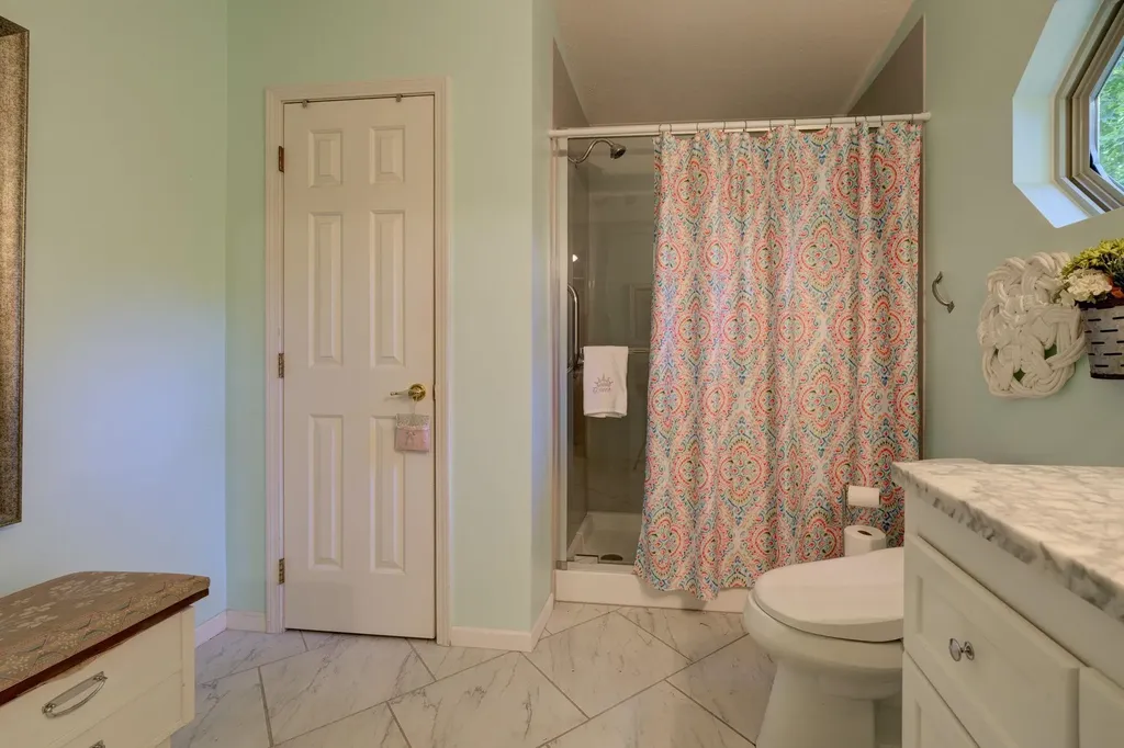 4125 Peninsular Shores Drive Green Lake Township MI 49637