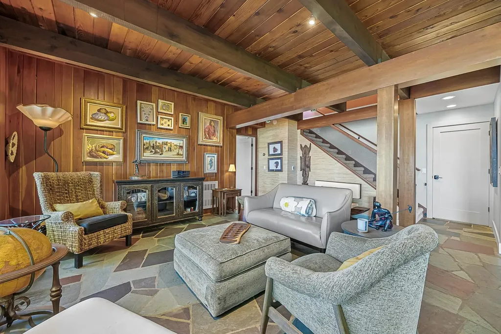 3387 N Lake Leelanau Leland Township MI 49653
