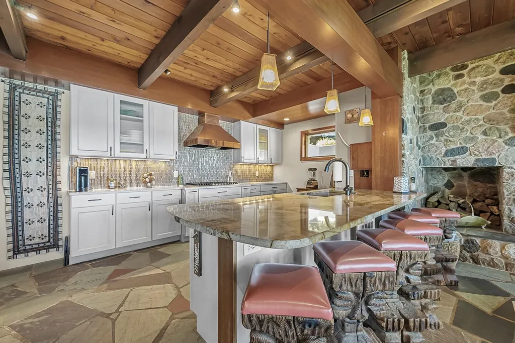 3387 N Lake Leelanau Leland Township MI 49653