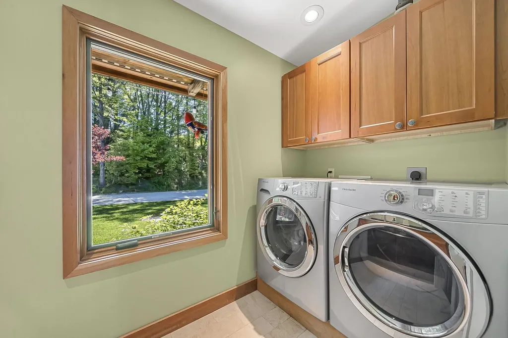 3387 N Lake Leelanau Leland Township MI 49653