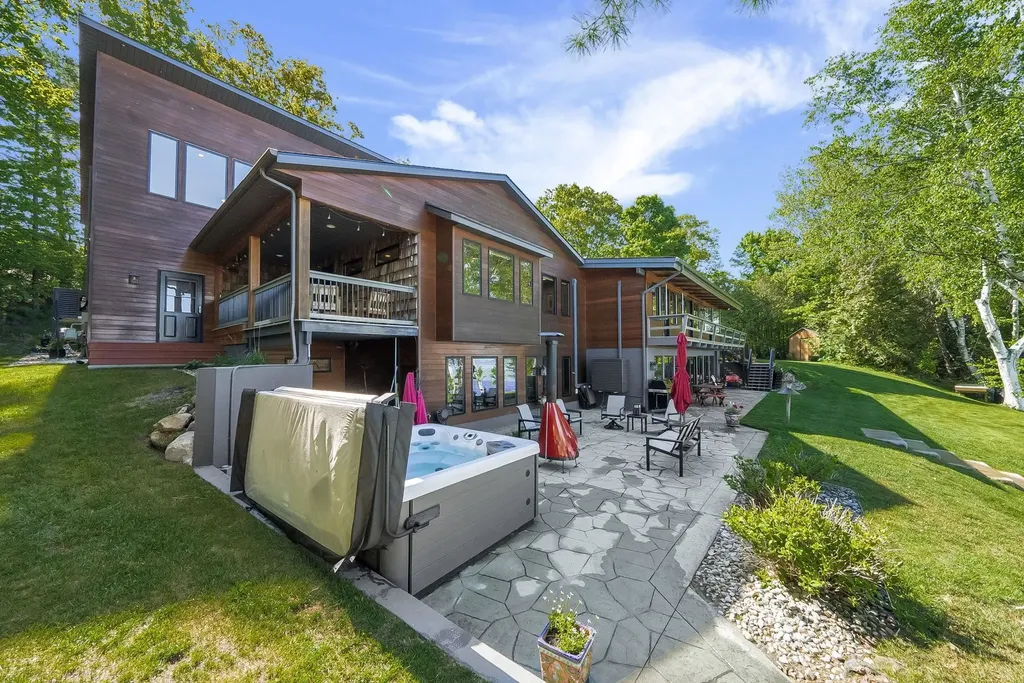 3387 N Lake Leelanau Leland Township MI 49653