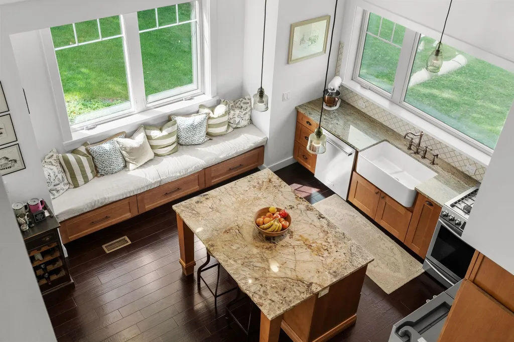 555 Graystone Road Peninsula Township MI 49686