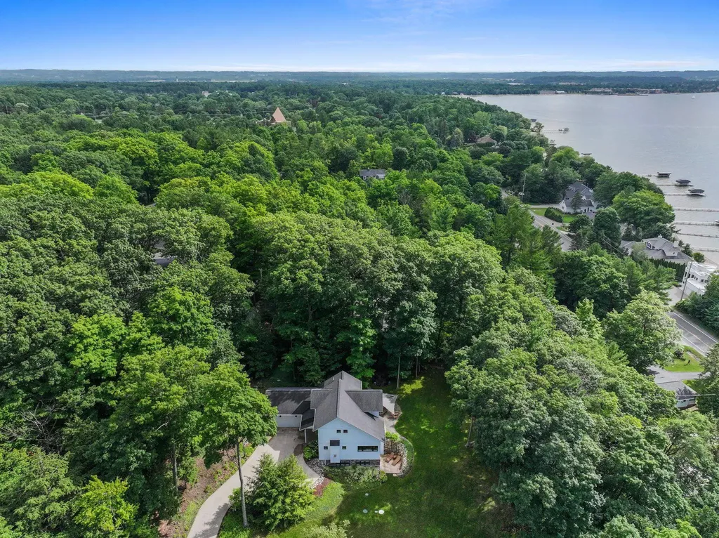 555 Graystone Road Peninsula Township MI 49686
