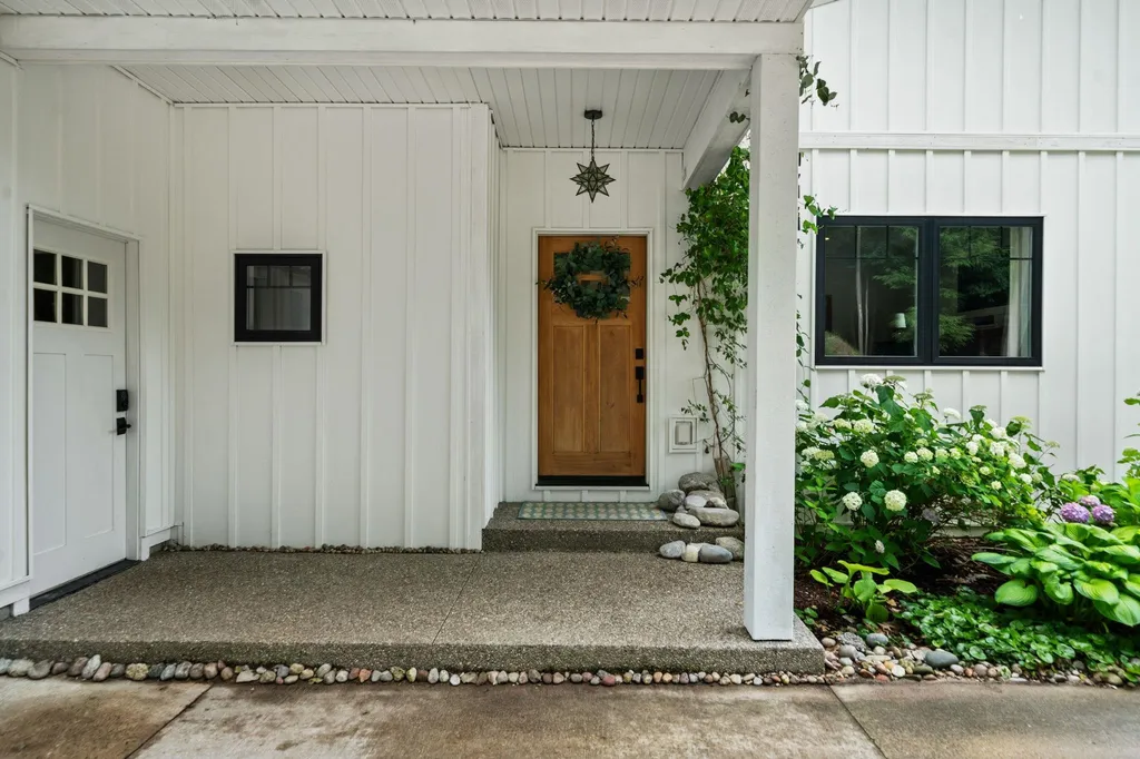 555 Graystone Road Peninsula Township MI 49686