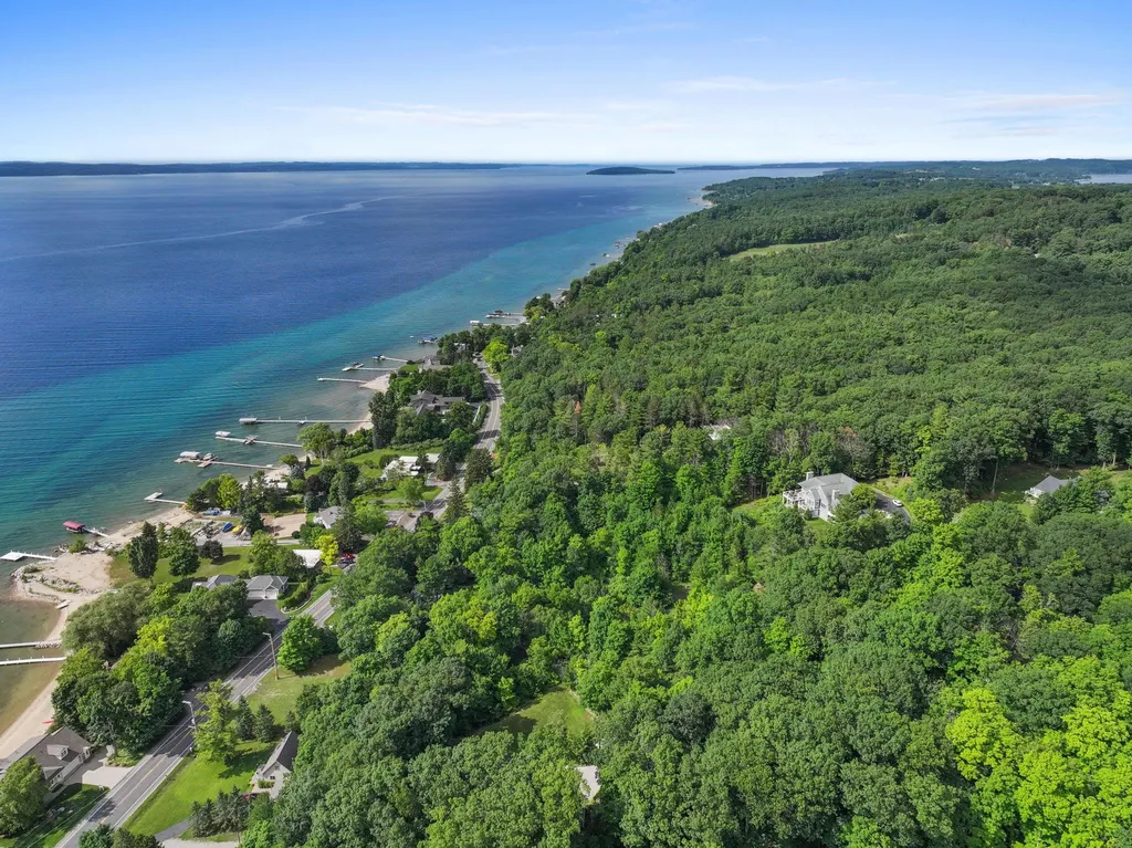 555 Graystone Road Peninsula Township MI 49686