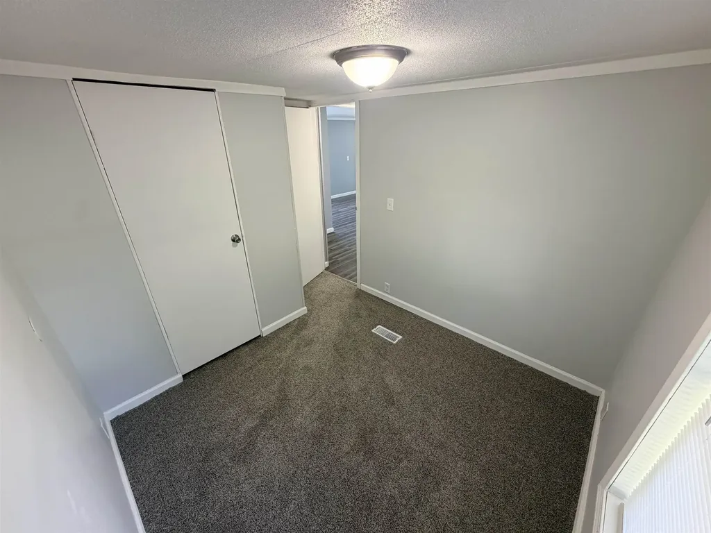 509 Spring Harbor Boulevard Unknown City MI 49284