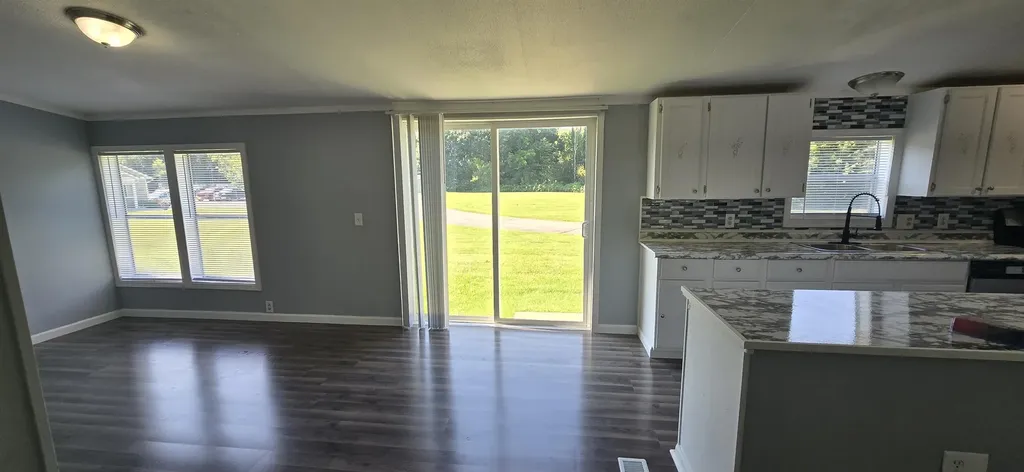 509 Spring Harbor Boulevard Unknown City MI 49284