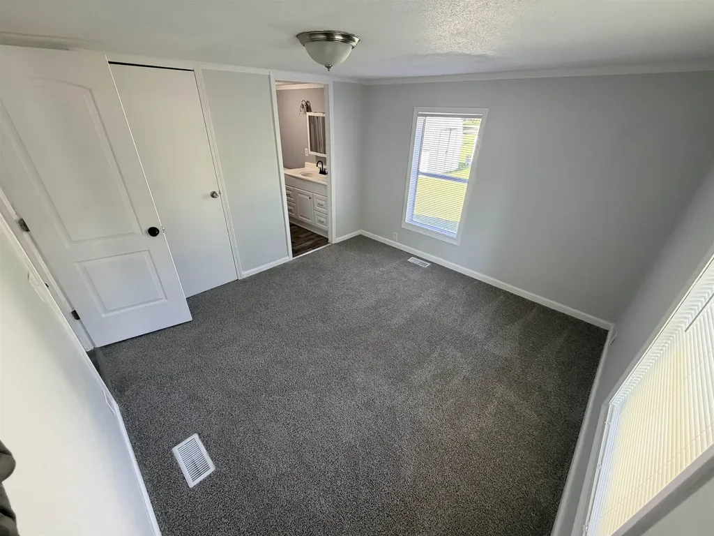 509 Spring Harbor Boulevard Unknown City MI 49284