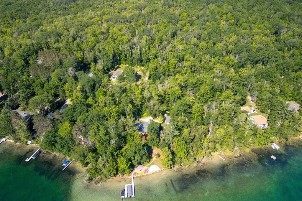 6430 W Blue Lake Road, NE Blue Lake Township MI 49646