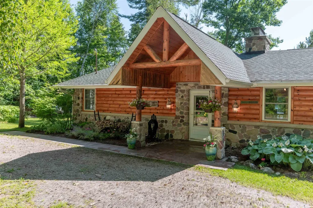 6430 W Blue Lake Road, NE Blue Lake Township MI 49646