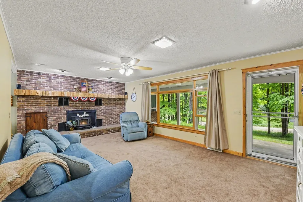 5661 NW Way Road Clearwater Township MI 49676