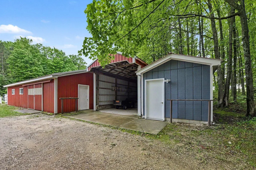 5661 NW Way Road Clearwater Township MI 49676
