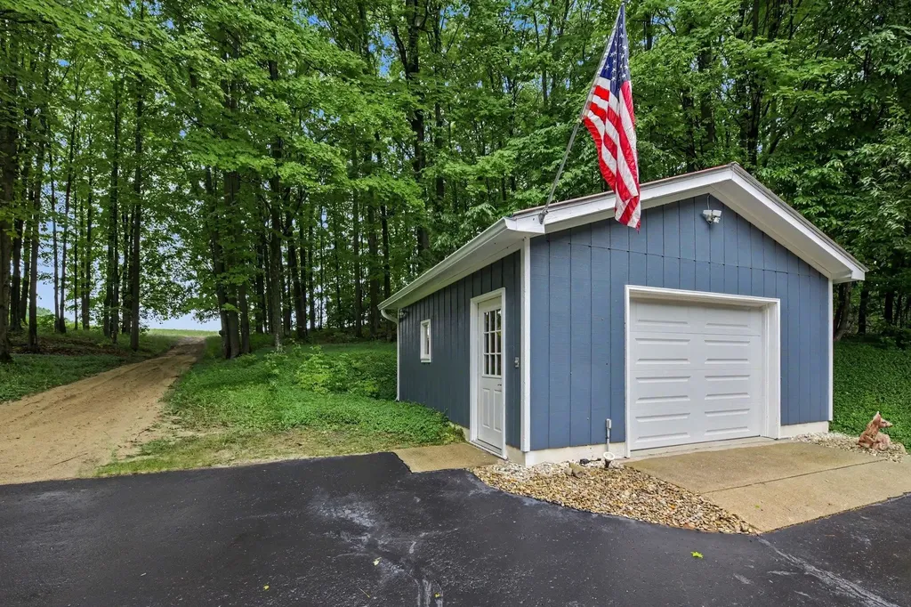 5661 NW Way Road Clearwater Township MI 49676