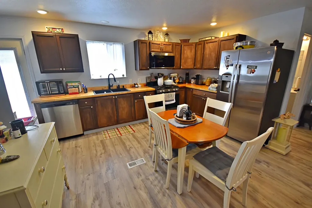 10403 W Round Lake Road Lake Township MI 49651