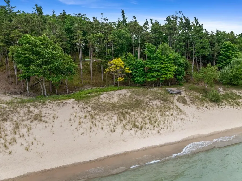 13987 Division Street Charlevoix Township MI 49720