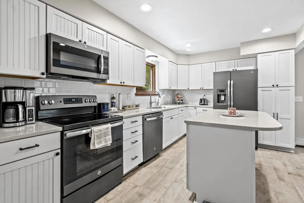 4590 Weathering Heights Road Acme Township MI 49686