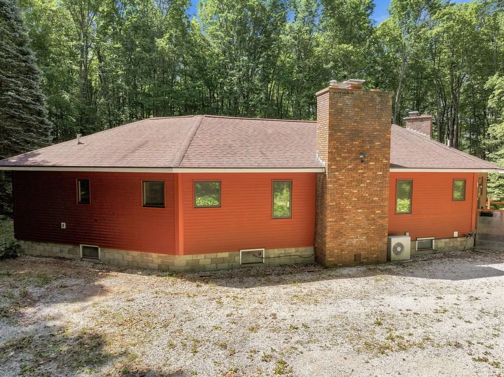 9940 N Vandermeulen Road Pioneer Township MI 49651