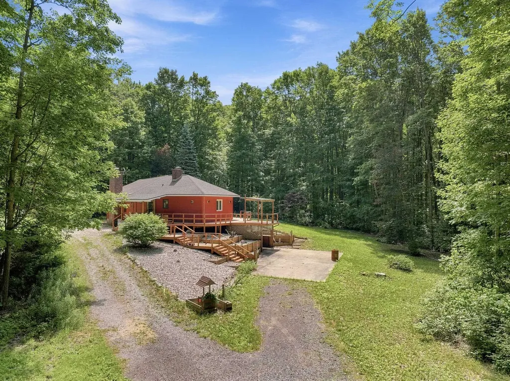9940 N Vandermeulen Road Pioneer Township MI 49651