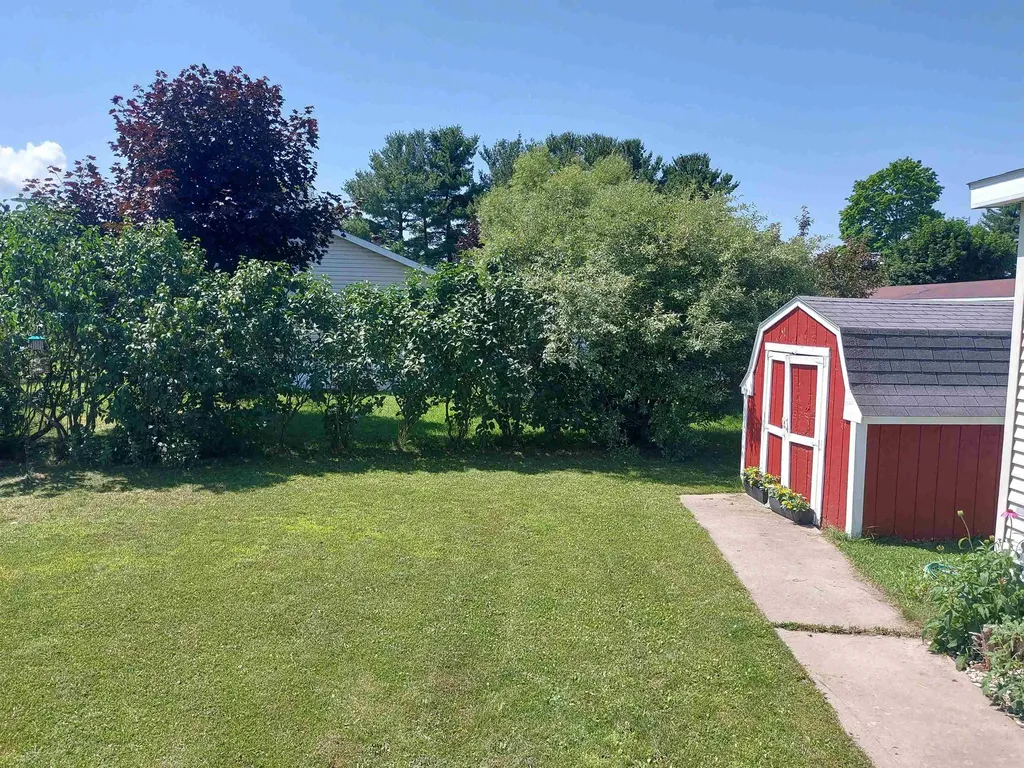 4627 Violet Lane Garfield Charter Township MI 49685