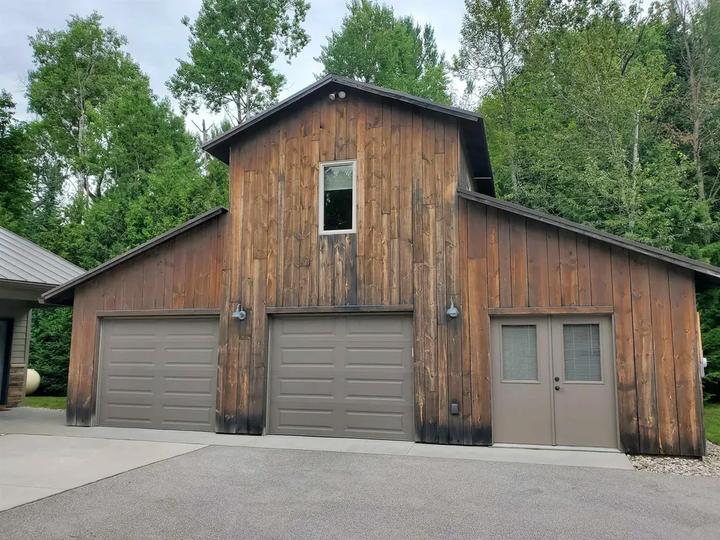 15706 Betsie River Drive Springdale Township MI 49683
