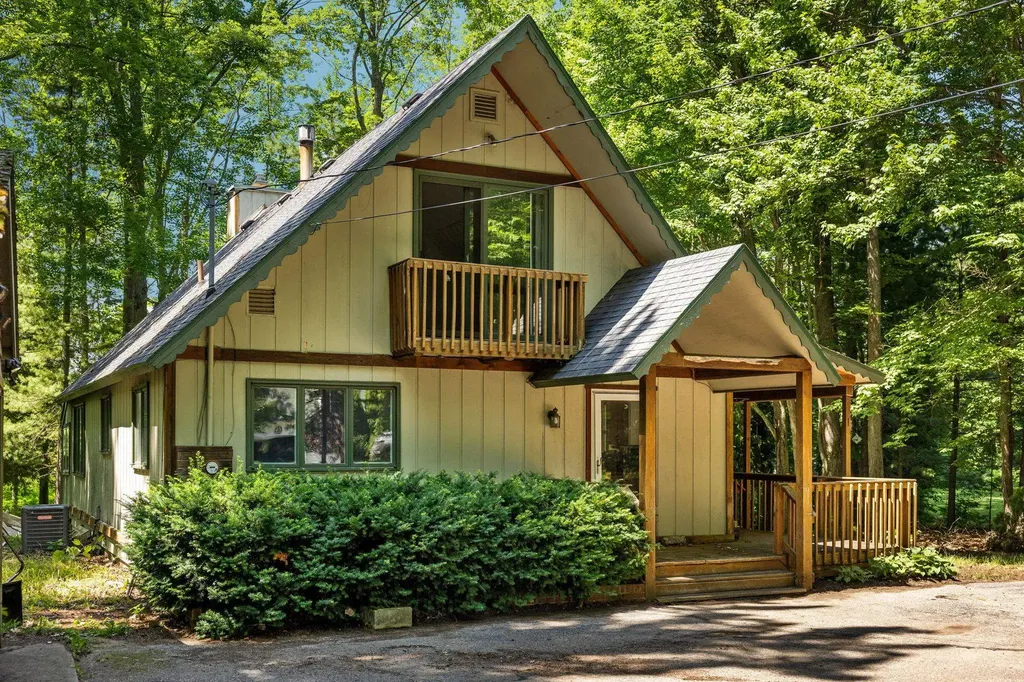10000 Harmony Drive Green Lake Township MI 49643