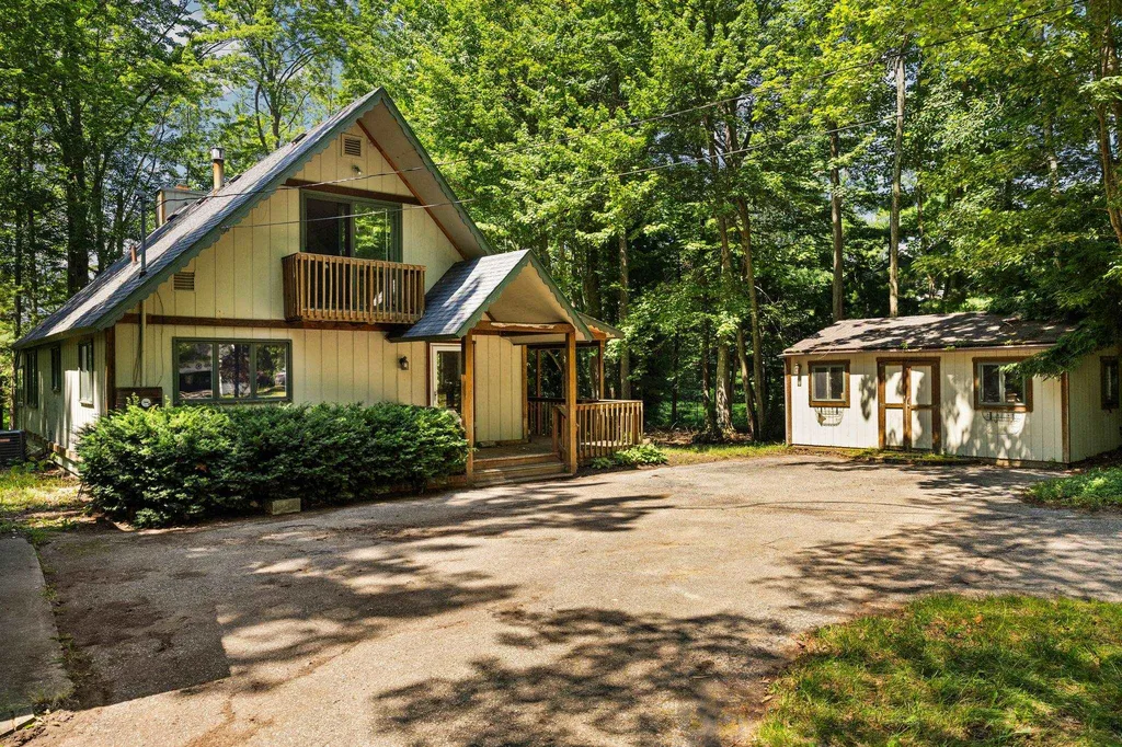 10000 Harmony Drive Green Lake Township MI 49643