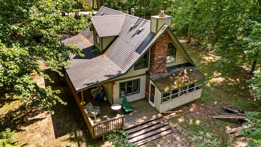 10000 Harmony Drive Green Lake Township MI 49643