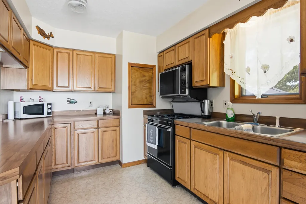 7516 Crystal Beach Road Clearwater Township MI 49676
