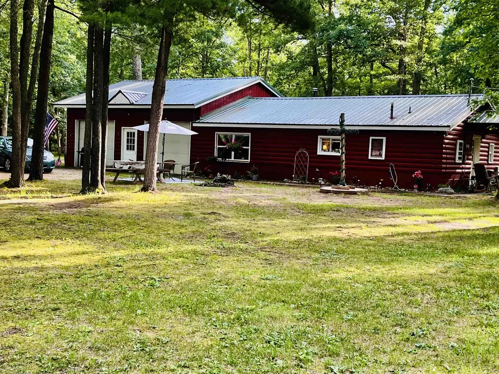 9581 N Brooks Road Elk Township MI 49644