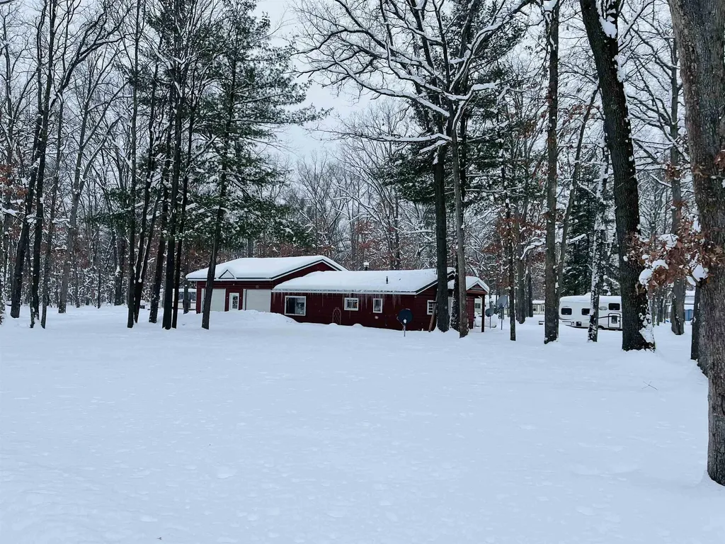 9581 N Brooks Road Elk Township MI 49644