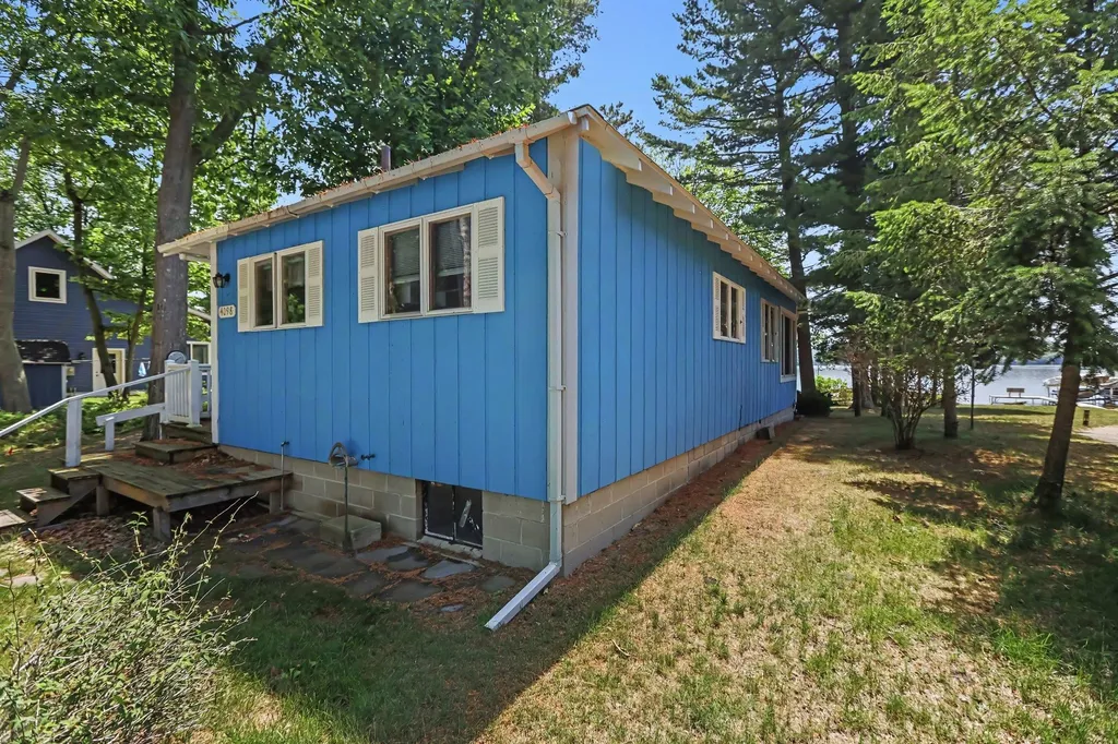 4098 Sixth Street Blaine Township MI 49635
