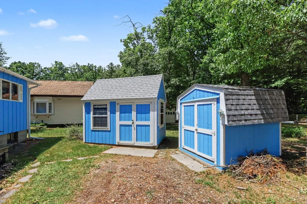 4098 Sixth Street Blaine Township MI 49635