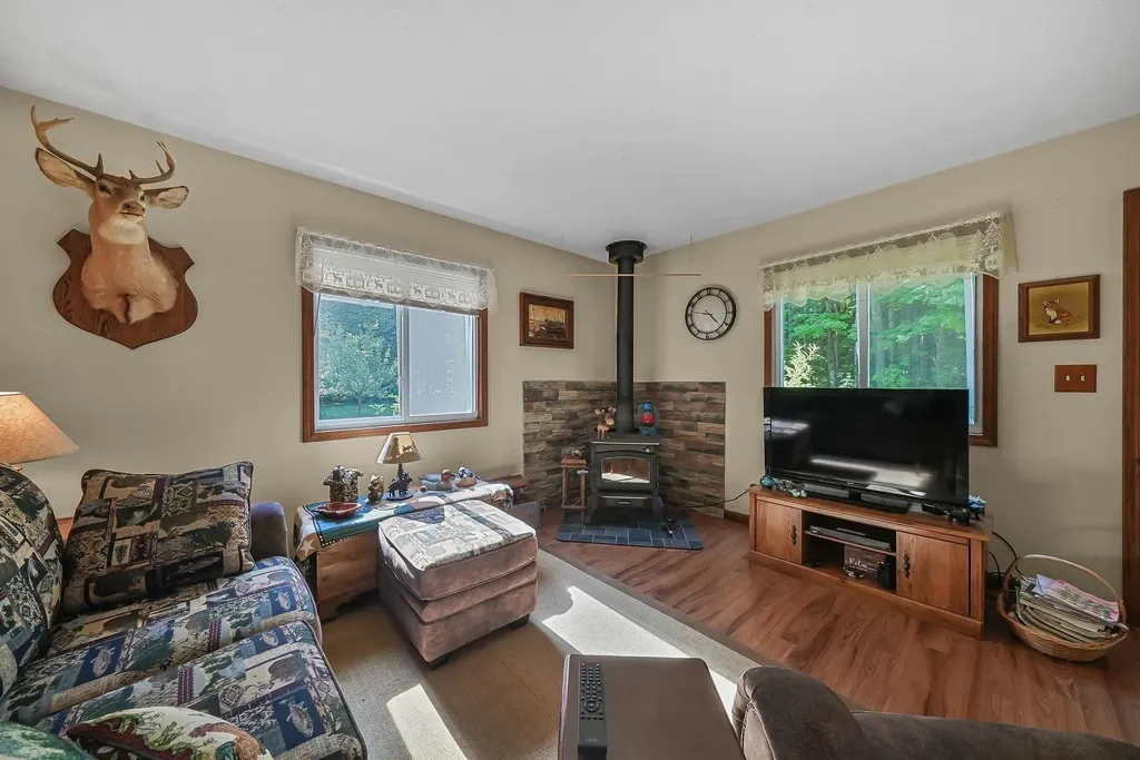 5135 Kast Road Joyfield Township MI 49616