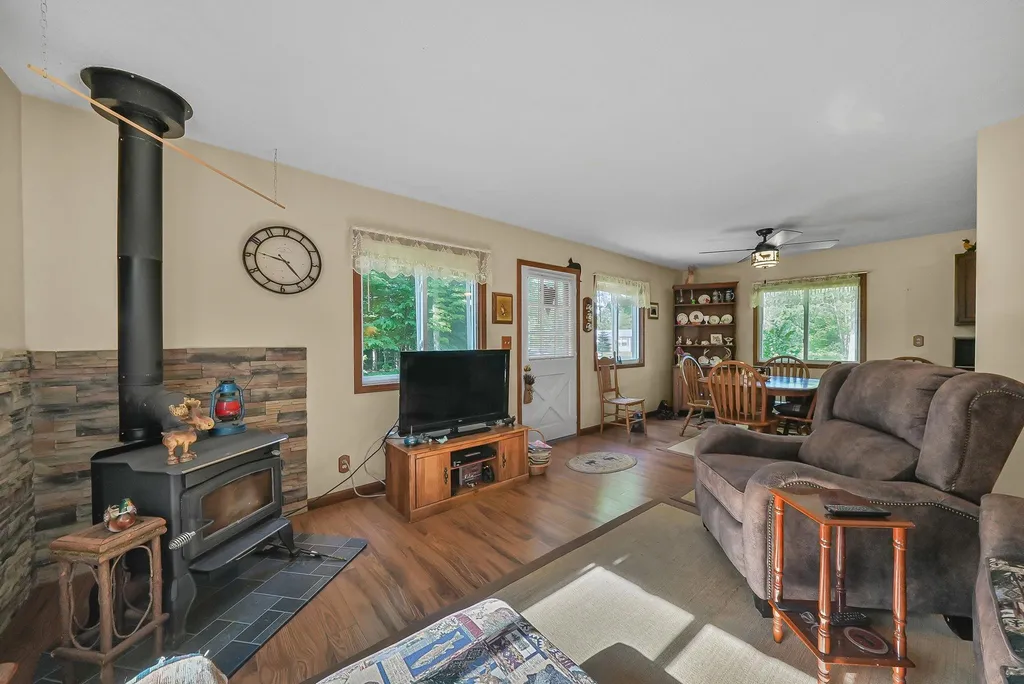 5135 Kast Road Joyfield Township MI 49616