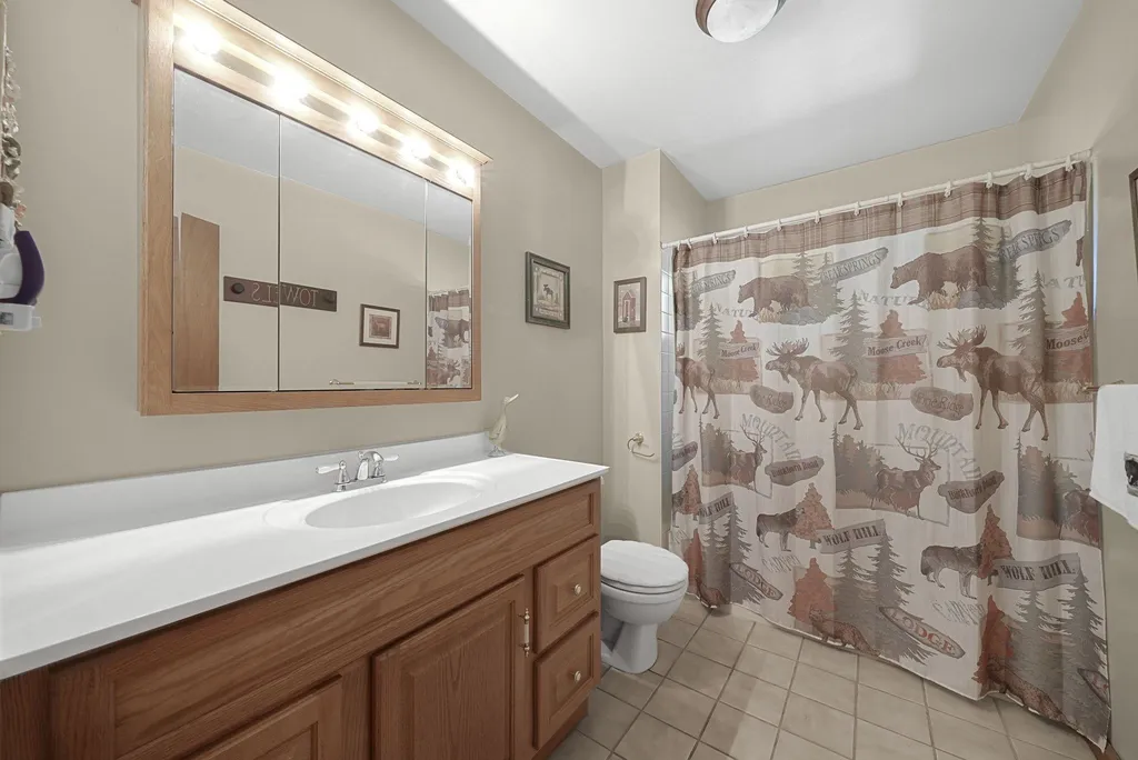 5135 Kast Road Joyfield Township MI 49616
