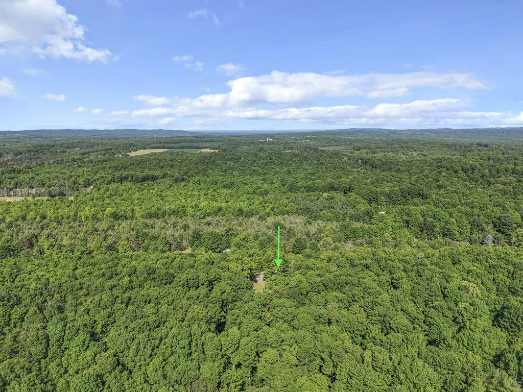 5135 Kast Road Joyfield Township MI 49616