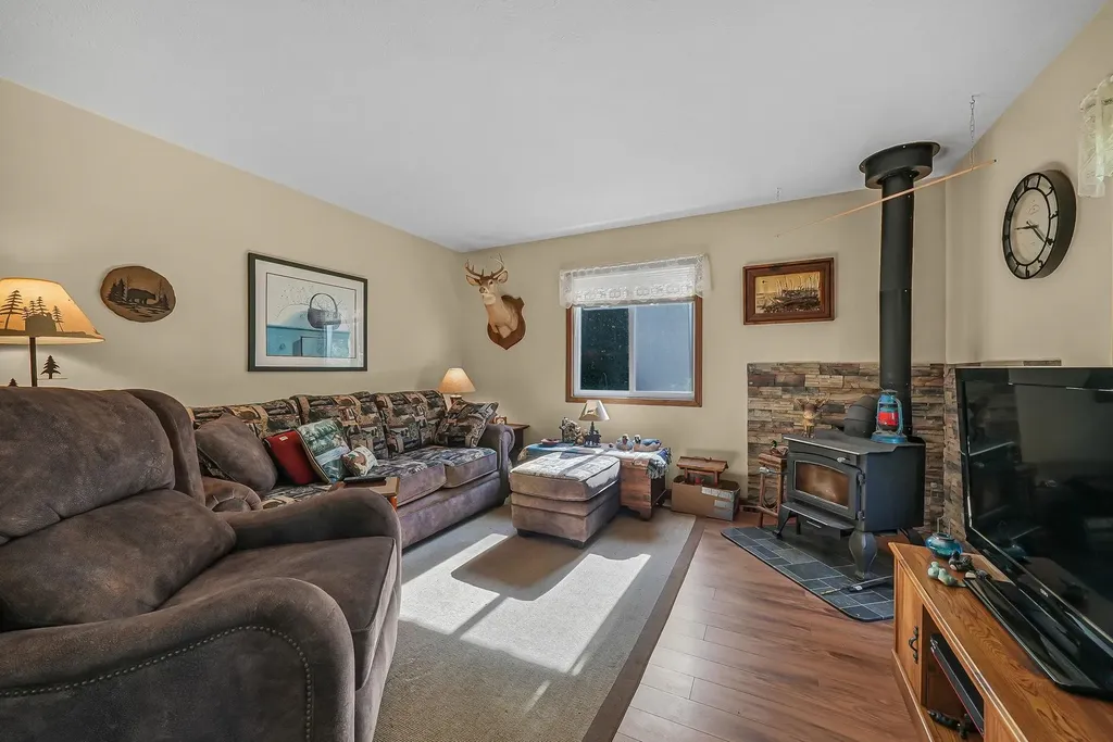 5135 Kast Road Joyfield Township MI 49616