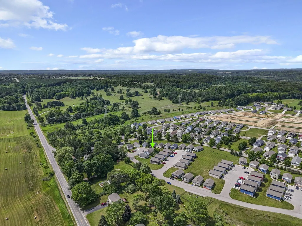 1066 Weathervane Place Garfield Charter Township MI 49696