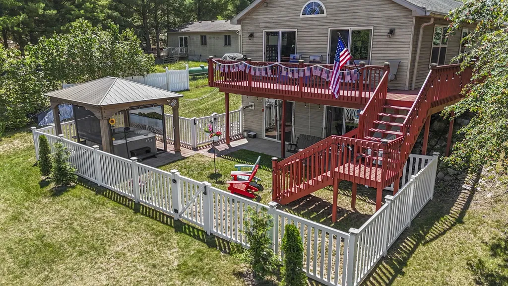 588 Gitchegumee Drive Hanover Township MI 49620
